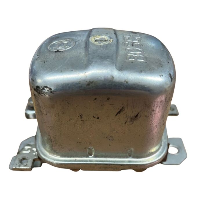 Regulador de Voltaje Volvo 12 voltios corriente continua Bosch, pieza Volvo número 238640Bosch