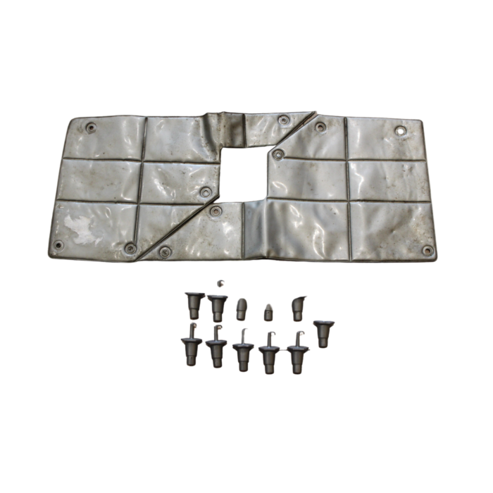 Cubierta de Parrilla, Protección de Radiador, para Volvo 240, 260 & 700, Producto Usado.