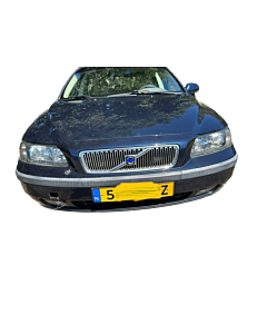 pare-chocs avant volvo V70 bleu couleur 466