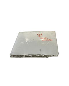 Ventana trasera derecha de la puerta para un Volvo 144/164, número de pieza RAruit144164U, producto usado