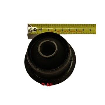 Silentbloc vooras 240+260 onder achterste