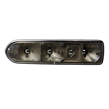 Casa de luz trasera izquierda, Volvo P1800E/P1800ES, Usado, 682687