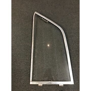 Ventana de ventilación lateral derecha con vidrio 142 Volvo 140, Producto usado
