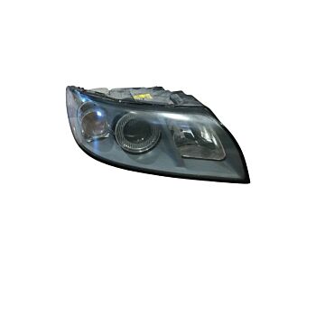 Farol derecho Volvo V50 1.6D Kinetic (’04-’12) número de pieza 30698886U (usado) para Volvo
